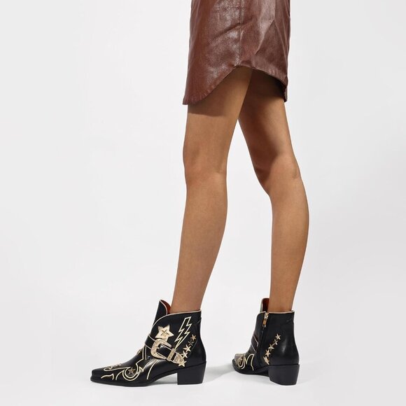 🆕Women’s Western Ankle Boots Black Polyurethane Star Embroidered Cowgirl Buckle - Picture 5 of 7